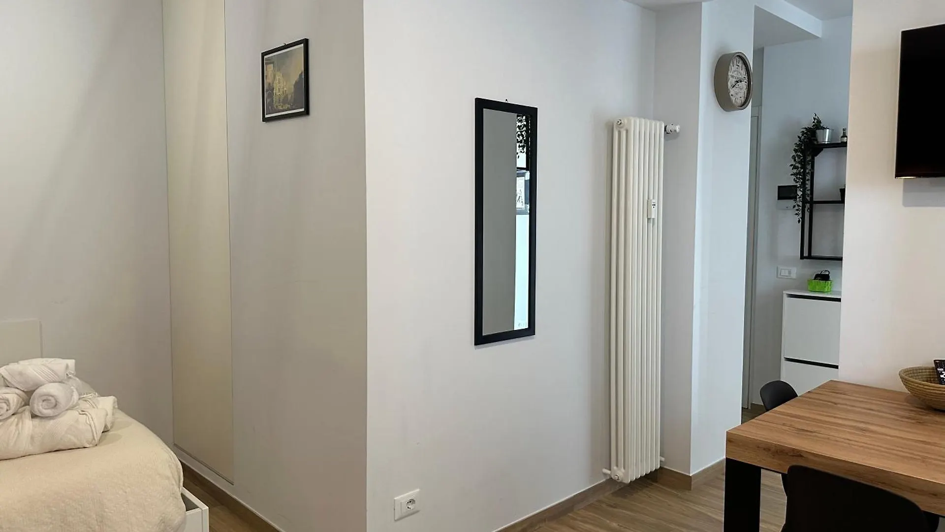 Repetti Design - 10 Min To City Centre & Airport Milan Apartment